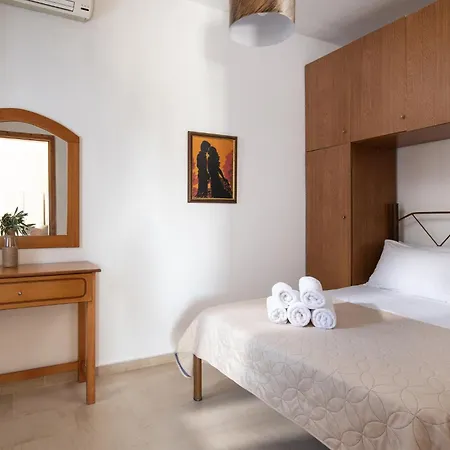 Gianna Hotel Toroni