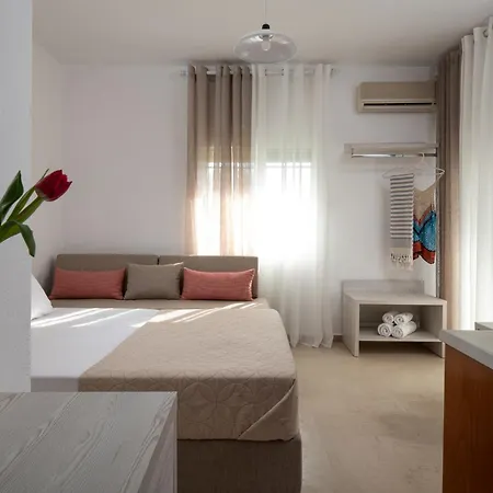 Gianna Hotel